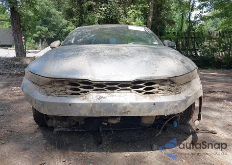 2025 Kia K5 Gt-Line z USA, uszkodzony, nr VIN KNAG64J72S5268843